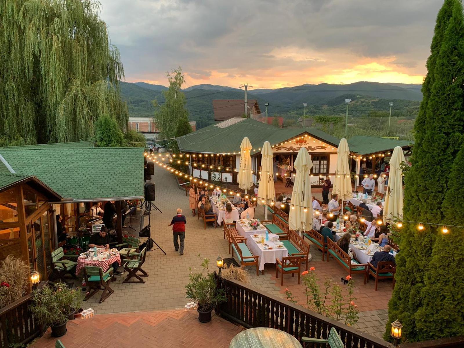 Hotel Pensiunea Apfelhaus Cisnădioara Esterno foto