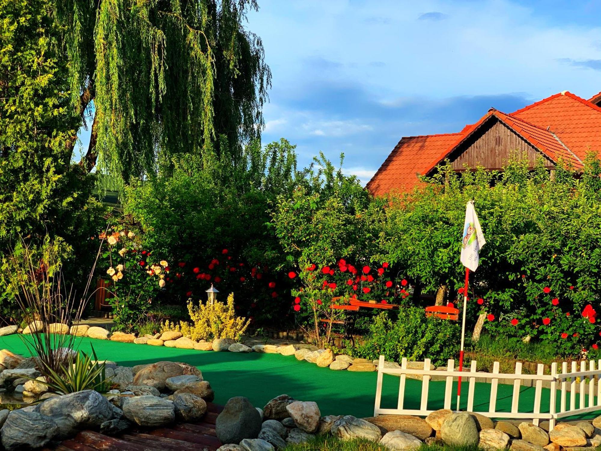 Hotel Pensiunea Apfelhaus Cisnădioara Esterno foto